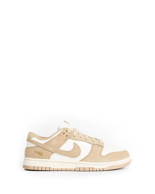 Nike White Dunk Low Se Sneakers