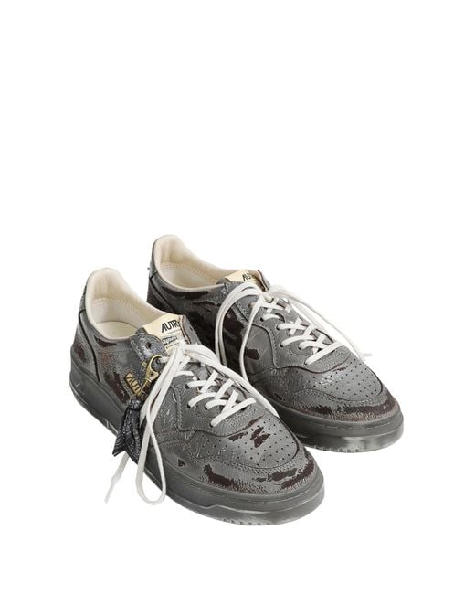 Autry Gray Medalist Low Super Vintage Sneakers for men