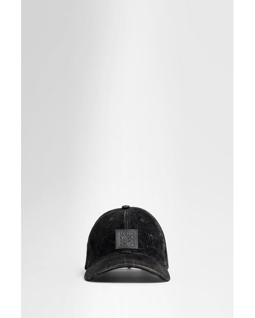 Loewe Black Hats