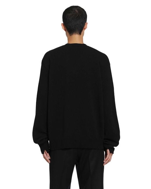 SALON C. LUNDMAN Black Medium Gauge V-Neck Sweater for men