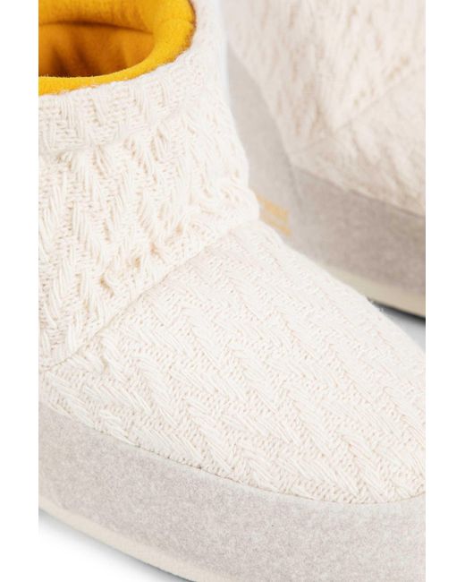 Moon Boot White Guest