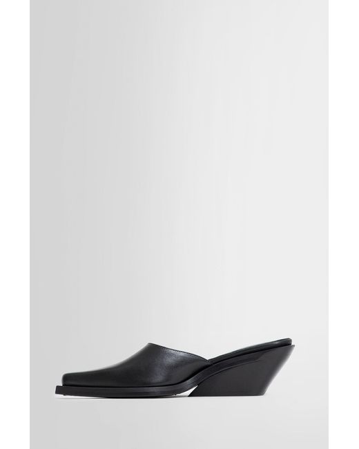 Ann Demeulemeester White Pumps