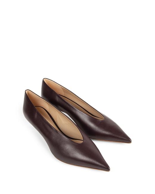 Le Monde Beryl Women's Brown Babouche Kitten Pumps