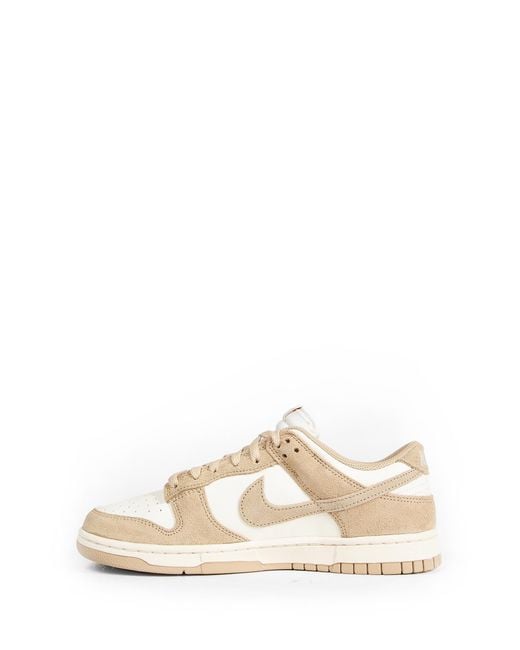 Nike White Dunk Low Se Sneakers