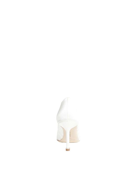 Manolo Blahnik White Hangisila Pumps