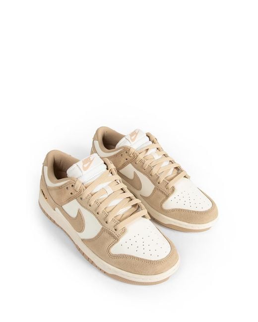 Nike White Dunk Low Se Sneakers