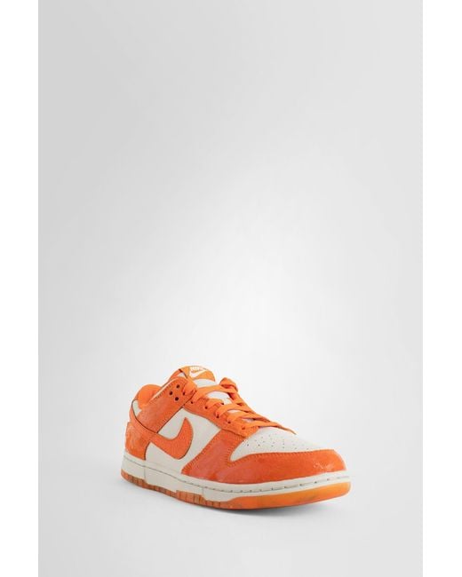 nikeorange
