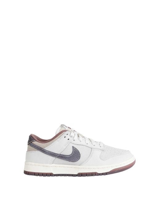 Nike White Dunk Low Retro Se Sneakers for men