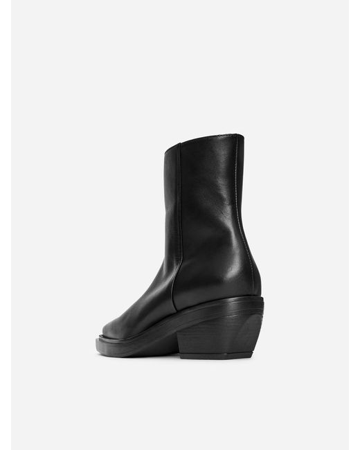 ARKET Black Lederstiefel