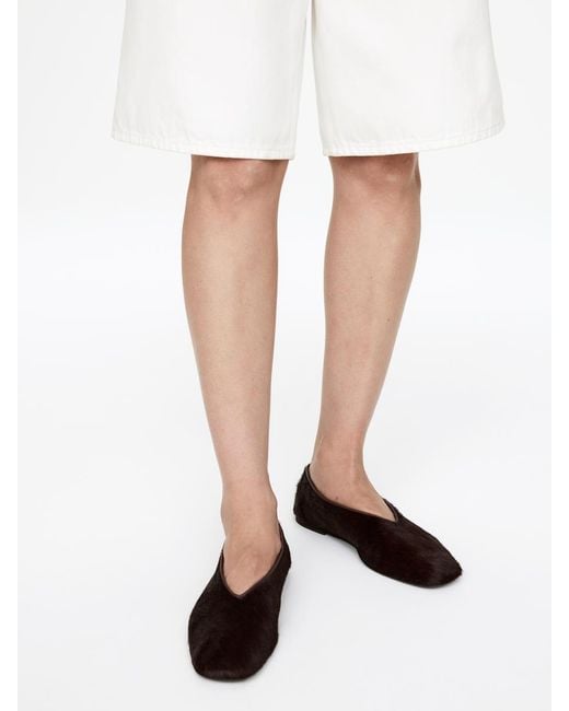 ARKET White Ballerina Aus Leder