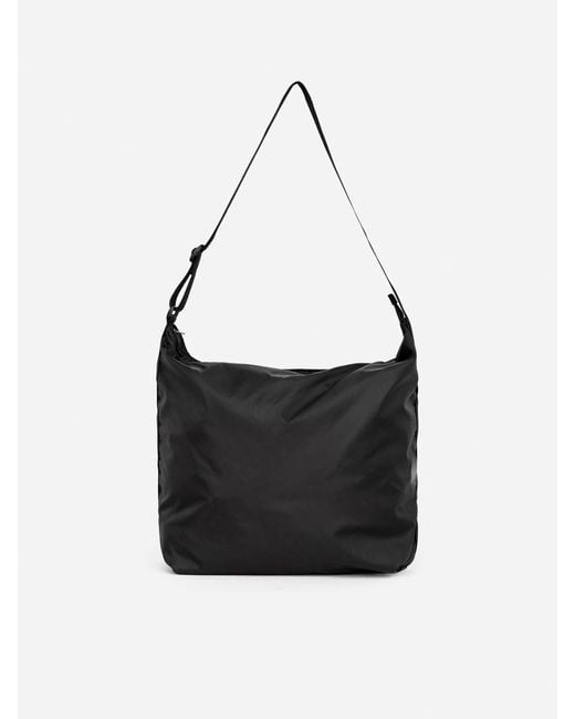 ARKET Faltbare Kuriertasche in White für Herren