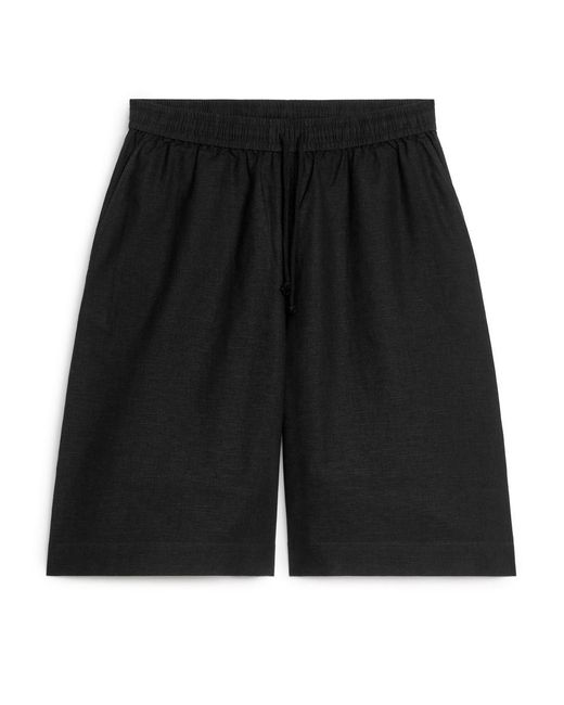 ARKET Black Leinen-Shorts