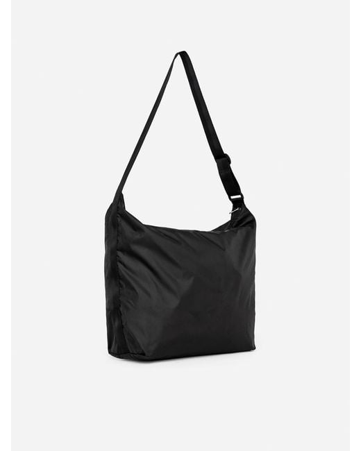 ARKET Faltbare Kuriertasche in White für Herren