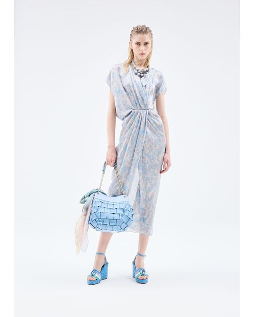 Giorgio Armani Blue Langes Kleid Aus Bedruckter Seide