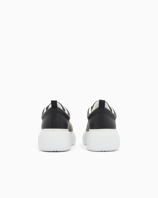 ARMANI EXCHANGE White Smooth Leather Lace-Up Sneakers With A Thick Rubber Sole