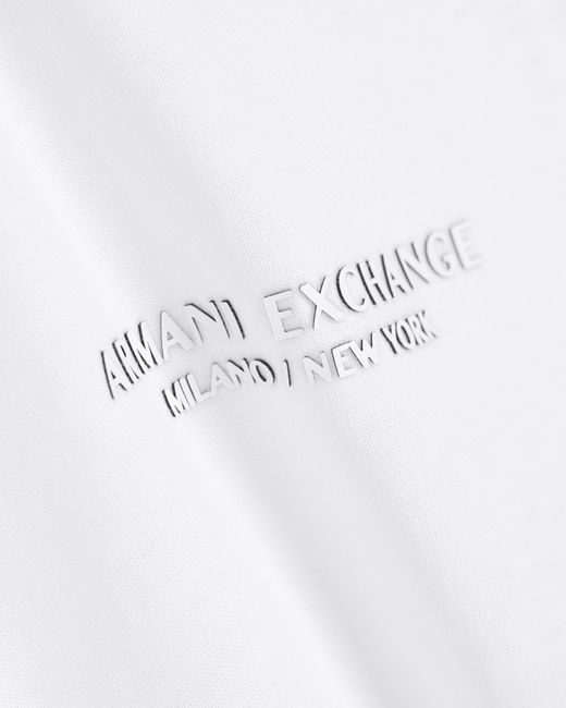ARMANI EXCHANGE White Regular Fit Cotton T-Shirt With A Chest Logo Essential for men