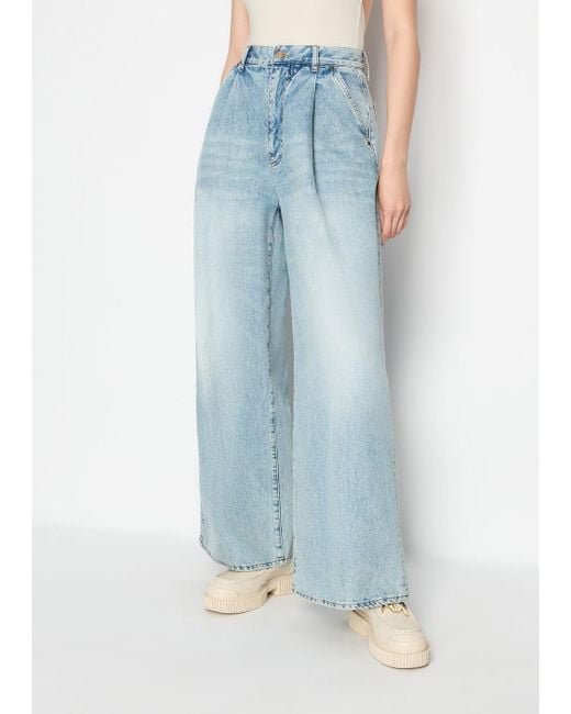 J8B high-waisted wide-leg jeans in vintage-look denim with a logo tag