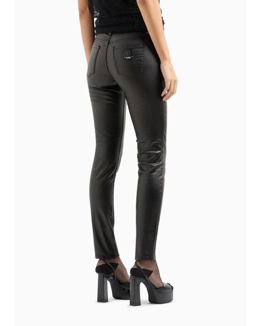 Jeans J01 Super Skinny In Tessuto Splamato di Armani Exchange in Black
