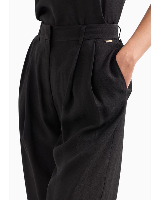 Pantaloni Ampi Con Pinces In Satin Jacquard di Armani Exchange in Black