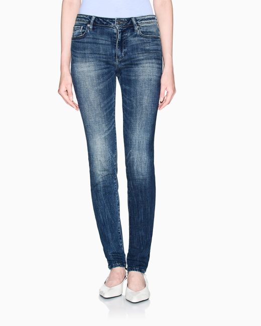 Jeans Super Skinny Effetto Used di ARMANI EXCHANGE in Blue