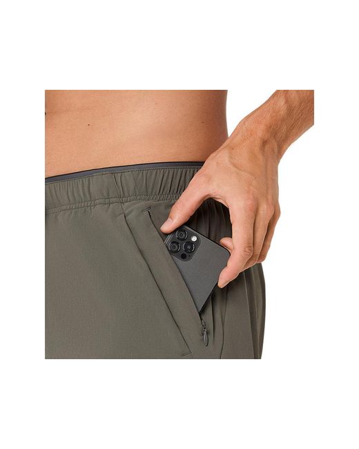 Asics Black Comfort Core Stretch Woven 7in Short for men