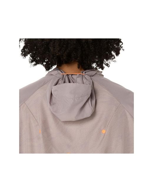 Asics Fujitrail Packable Windbreaker in het Black
