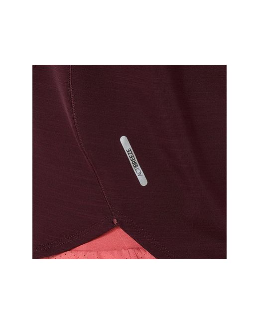 Road Ss Top di Asics in Red