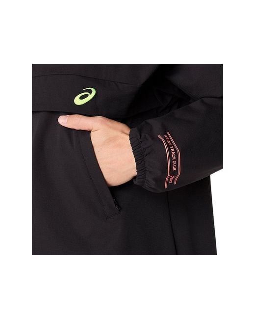 Asics TRACK CLUB RELAXED PULLOVER JACKET in Black für Herren