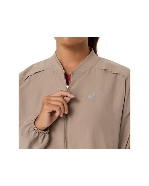 Asics Nagino Run Adjustable Jacket in het Natural