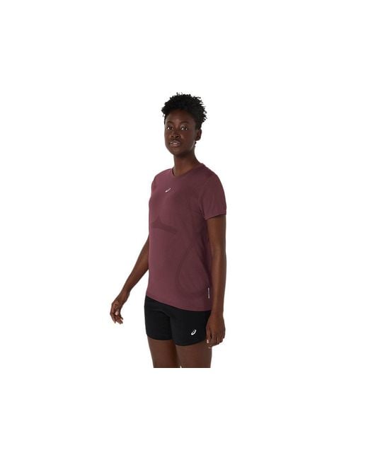 Road Seamless Ss Top di Asics in Red
