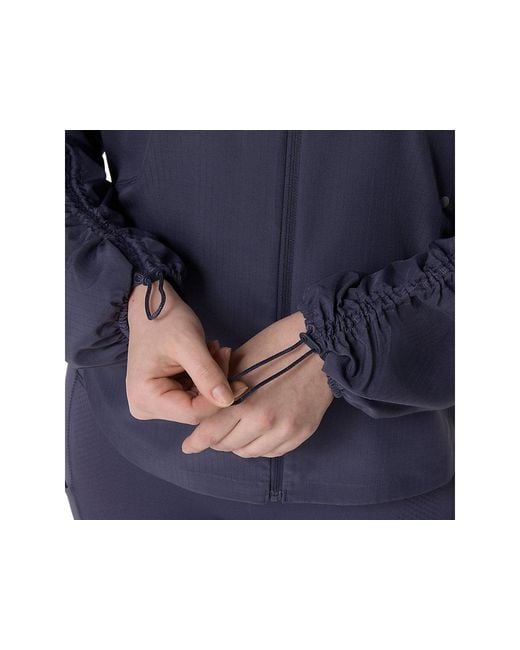 Asics Blue Nagino Run Adjustable Jacket