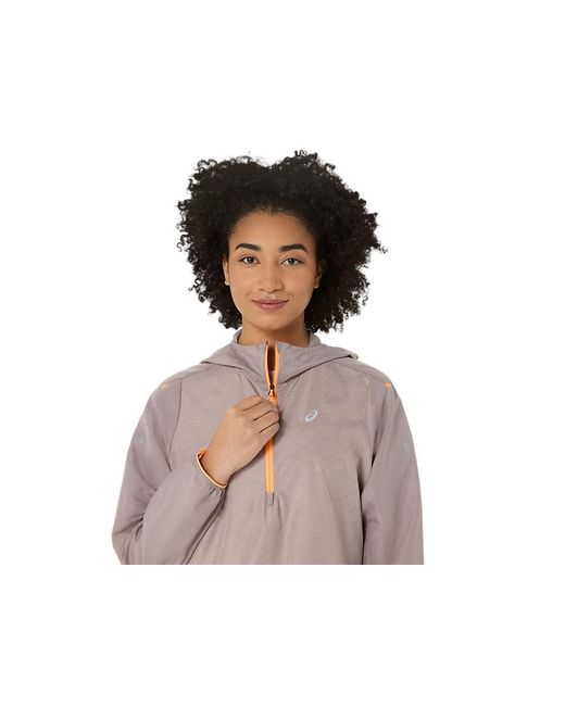 Asics Fujitrail Packable Windbreaker in het Black