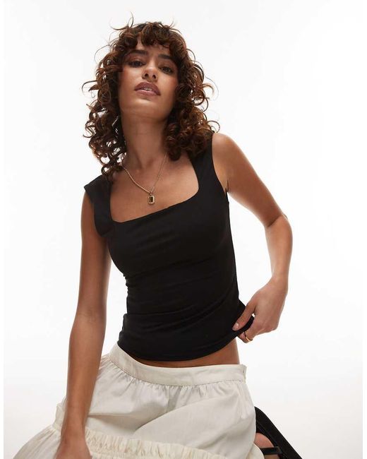 Top Senza Maniche Con Scollo Squadrato di Mango in Black