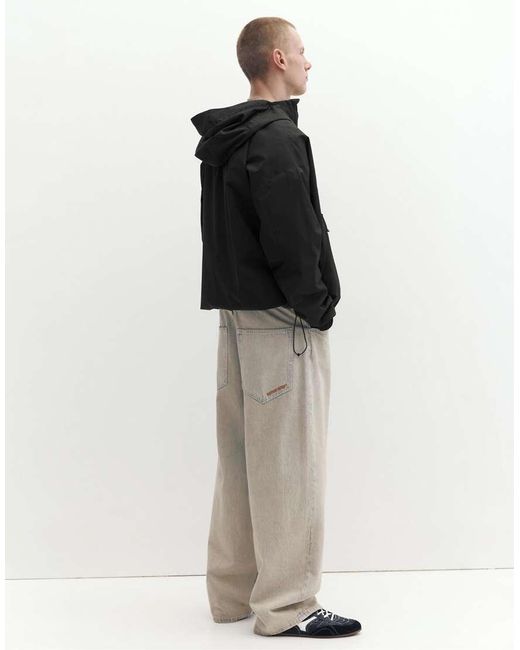 Pull&Bear Black Lightweight Hooded Raincoat for men