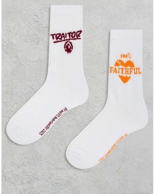 ASOS Gray 2 Pack Socks With Traitor Graphics for men