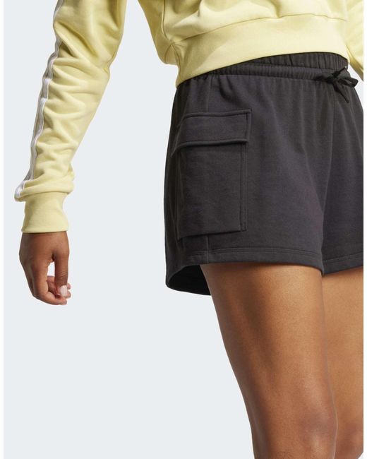Adidas Originals Blue – essentials – cargo-shorts aus french terry