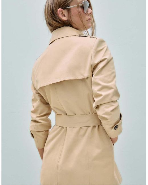 Stradivarius Korte Basic Trenchcoat in het White