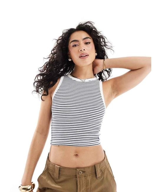 Canotta A Coste Stile Vogatore A Righe Bianche di Pull&Bear in White
