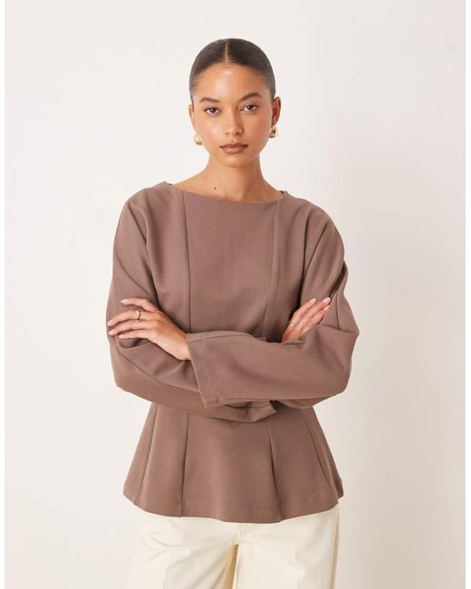ASOS Getailleerd T-Shirt Met Naaddetail En Lange Mouwen in het Brown