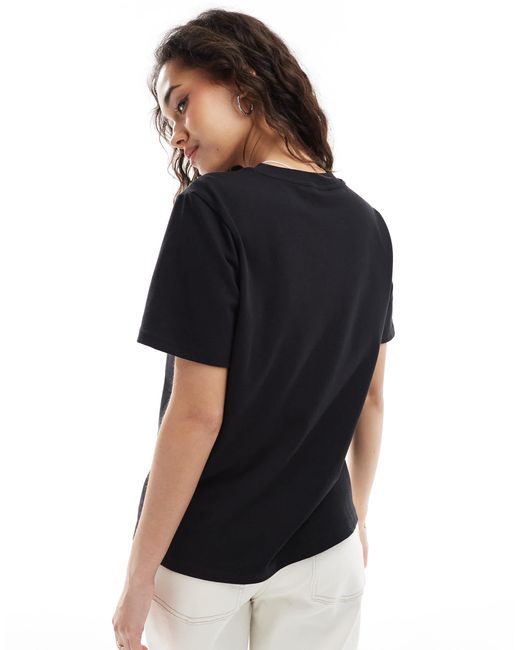 Ultimate - t-shirt ras ONLY en coloris Black