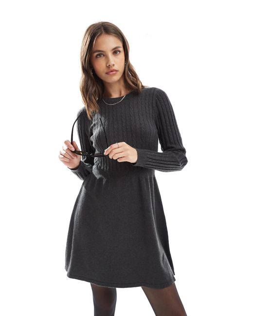 ONLY Gray – gestricktes mini-skater-kleid