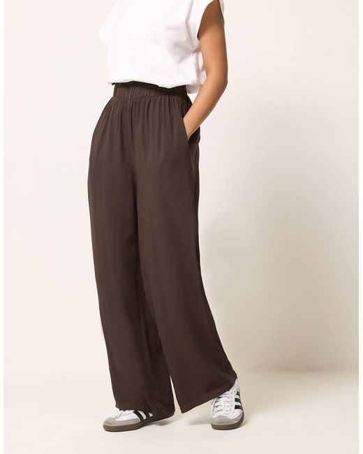 PixieGirl Natural Petite Wide Leg Trousers