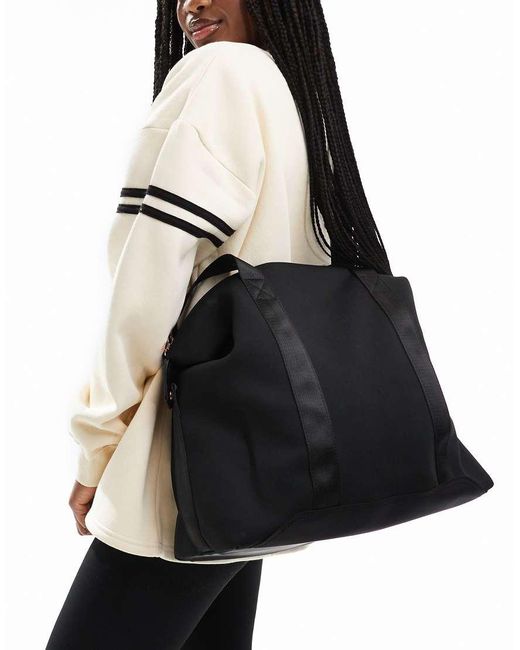 Bolso De Viaje De Tejido Efecto Neopreno De ASOS de color Black