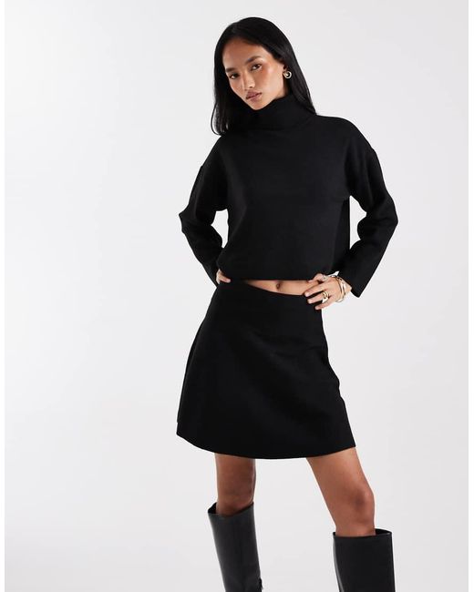 ONLY Black Seam Detail Knitted Mini Skirt Co-Ord
