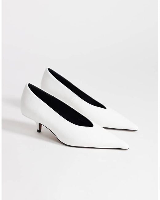 TOPSHOP White Avril Kitten Heel Mid Court Shoe