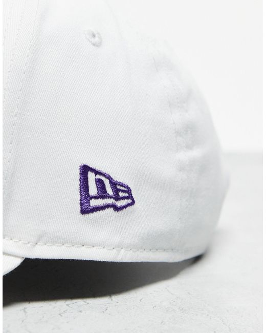 Gorra blanca con diseño KTZ de color White