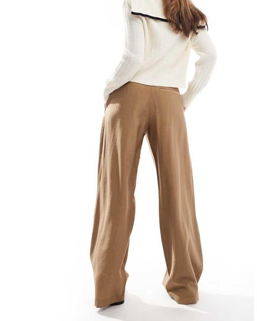 Pantaloni Dad Sartoriali Caldo Drappeggiati di Aware in Natural