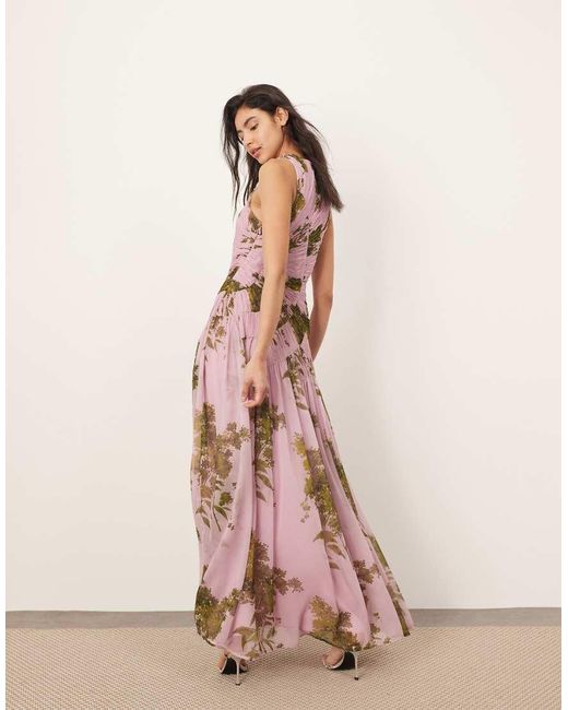 Vestido Largo Lila Y Verde De Corte Voluminoso Con Cintura Baja, Diseño Estampado Y Panel Fruncido De Chifón De ARRANGE de color Pink