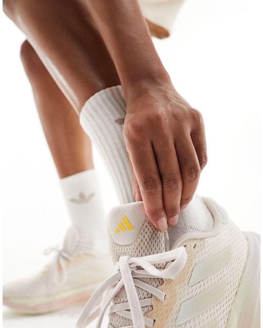 Adidas running - supernova stride - baskets - beige et orange Adidas Originals en coloris White