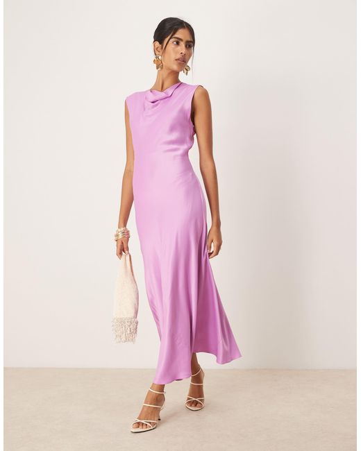 Robe à col bénitier avec mancherons - pâle Mango en coloris Pink